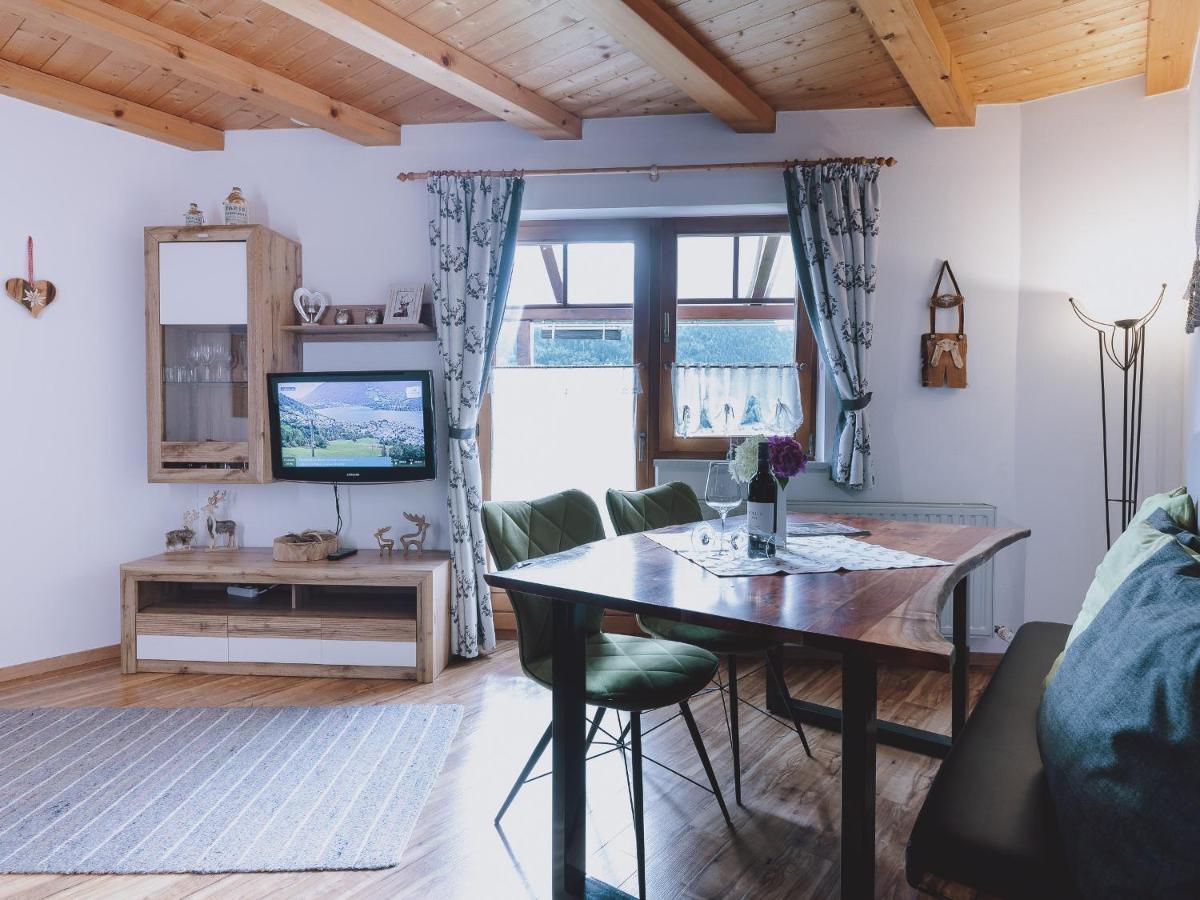 Lakeside Appartement Plattner By We Rent, Summercard Included زيل أم سي المظهر الخارجي الصورة